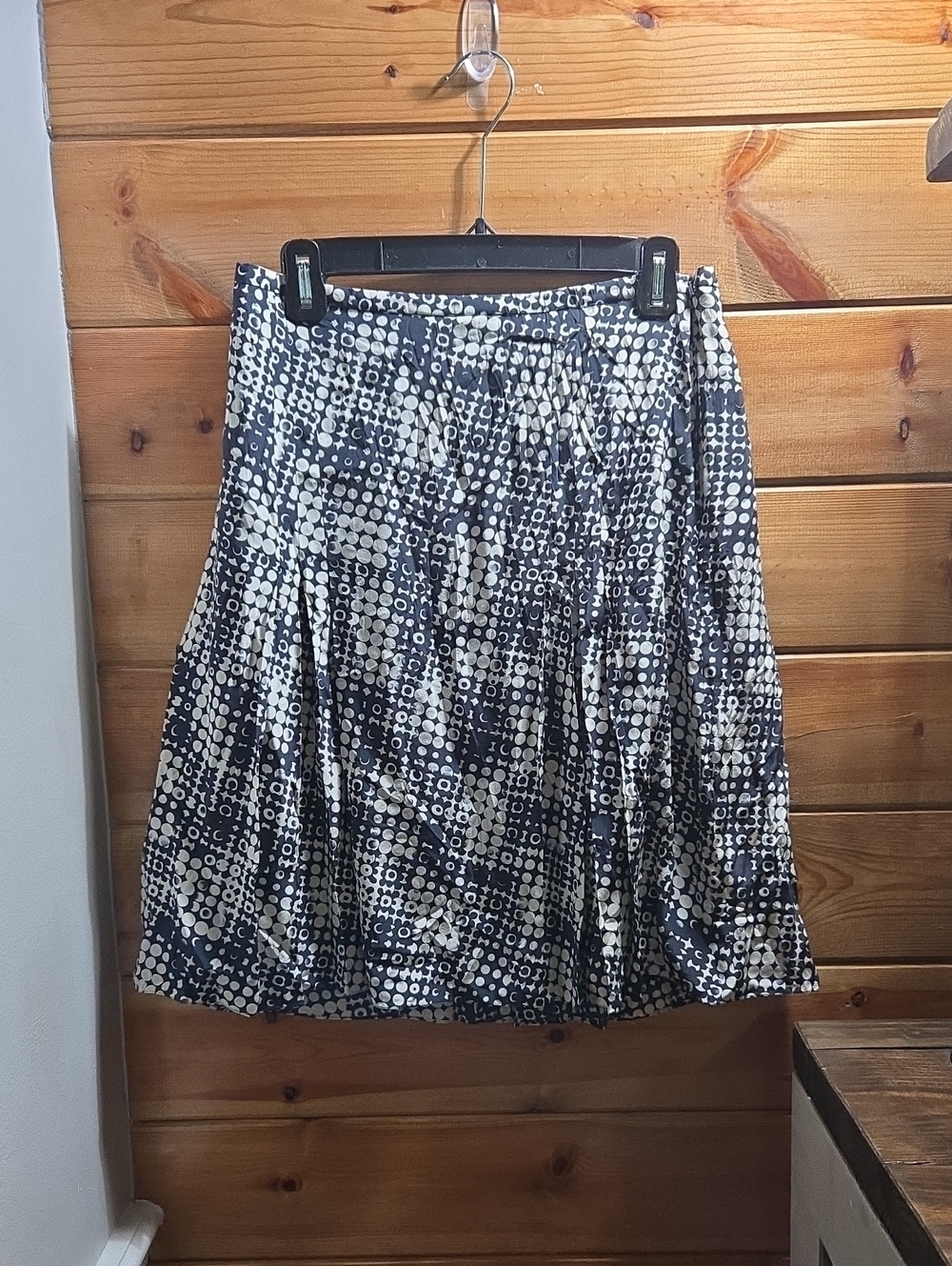 Rena Rowan Navy and White Patterned Pleated A-Line 100% Silk Skirt Sz 8